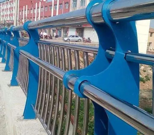 桥梁护栏